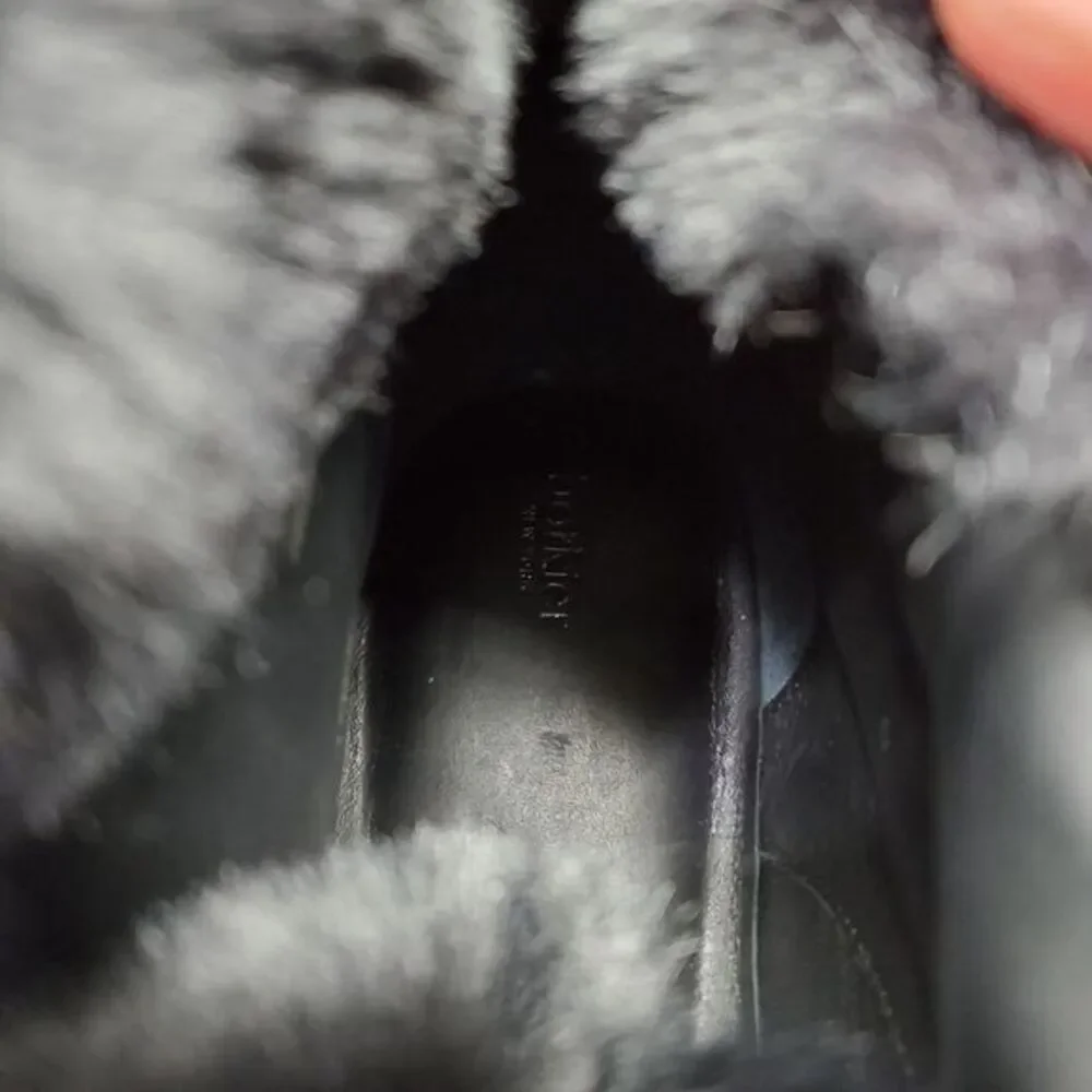 Botkier Winter Boots Women Size 7.5 Black Leather Faux Fur Trim Gum Sole Lace Up